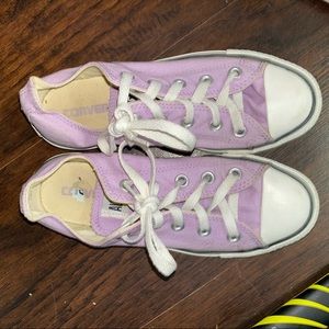 Purple Converse Size 4/6